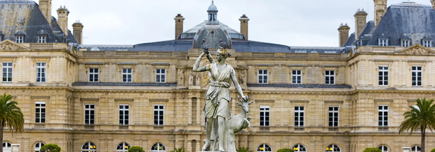 banner-taking-a-historical-walk-through-paris-1